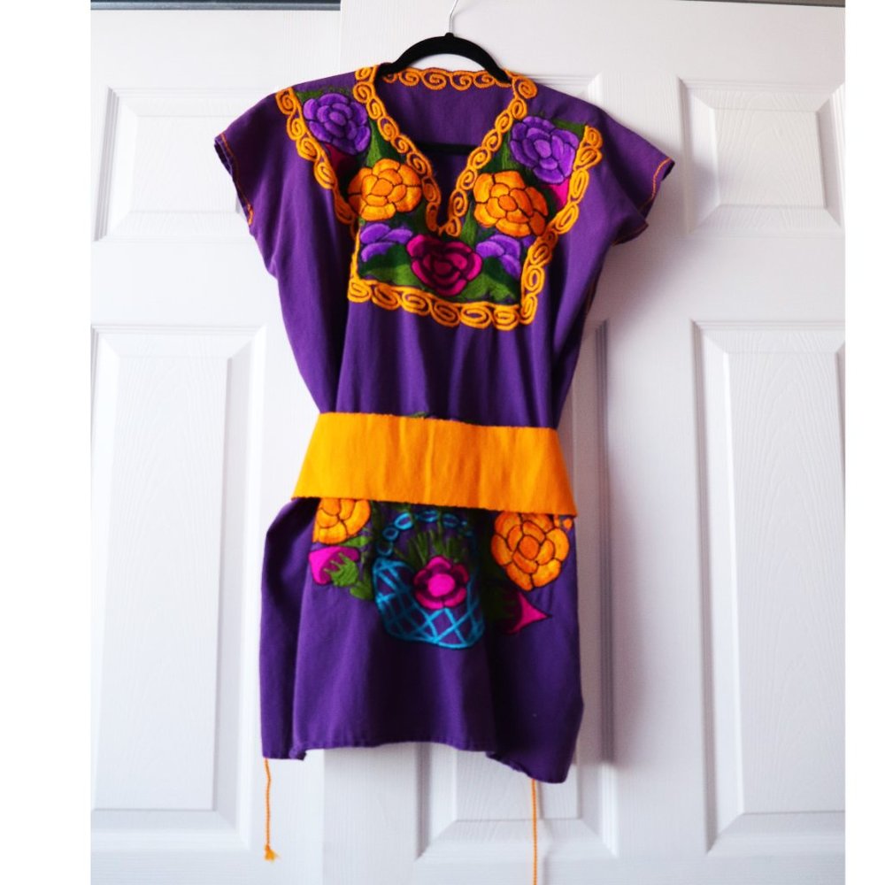 Hand Embroidered Artisanal Dresses - Handmade Dress - Mexican Embroidered Dress - Picture 3 of 8
